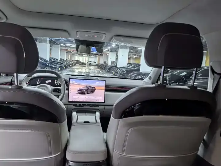 Zeekr 7X 2025 75kWh rear drive smart driving version 10