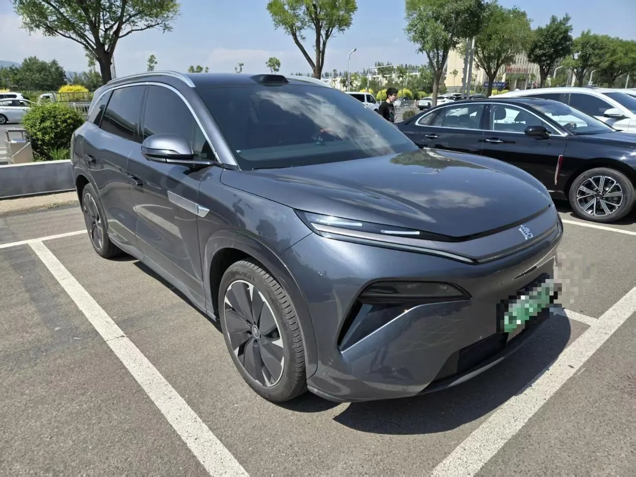 BYD 2025 Tang L EV 600KM four-wheel drive laser Radar flagship automatic gear 3