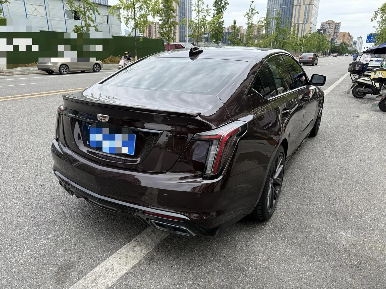 Cadillac 2020 CT5 2.0T 28T Platinum Sports Edition Automatic Gear 3