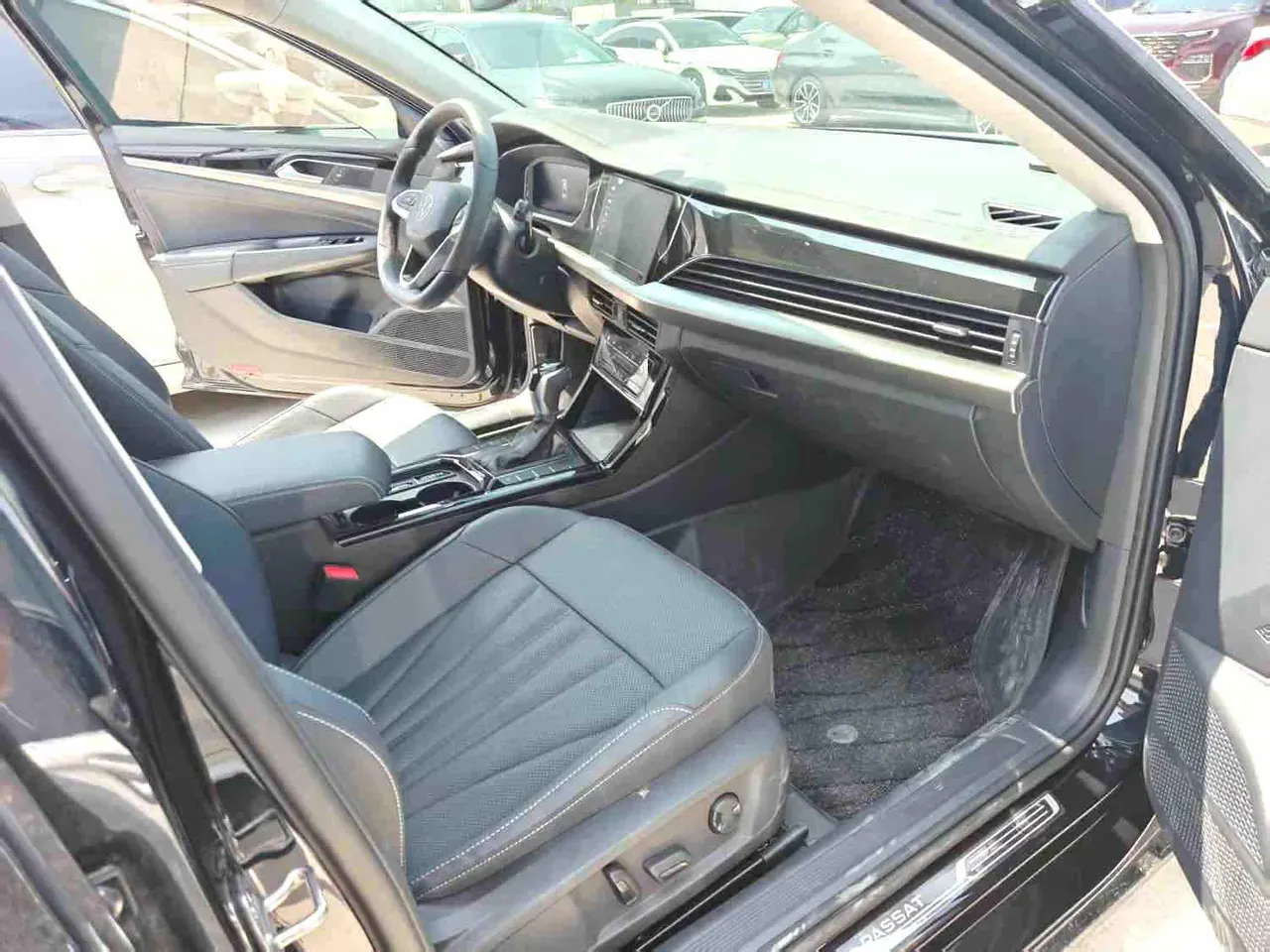 Volkswagen 2026 Passat 2.0TSI 380TSI outstanding star dragon version automatic gear 5