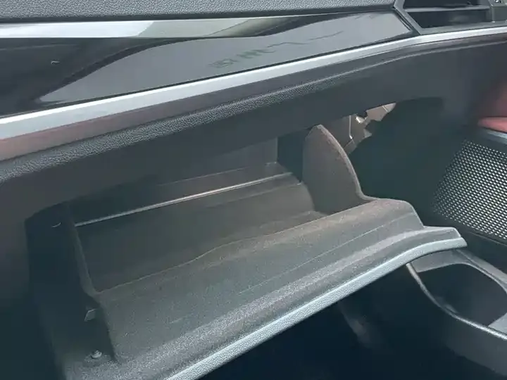 BMW 3 Series 2022 Modified 320Li M Sports Suit 11