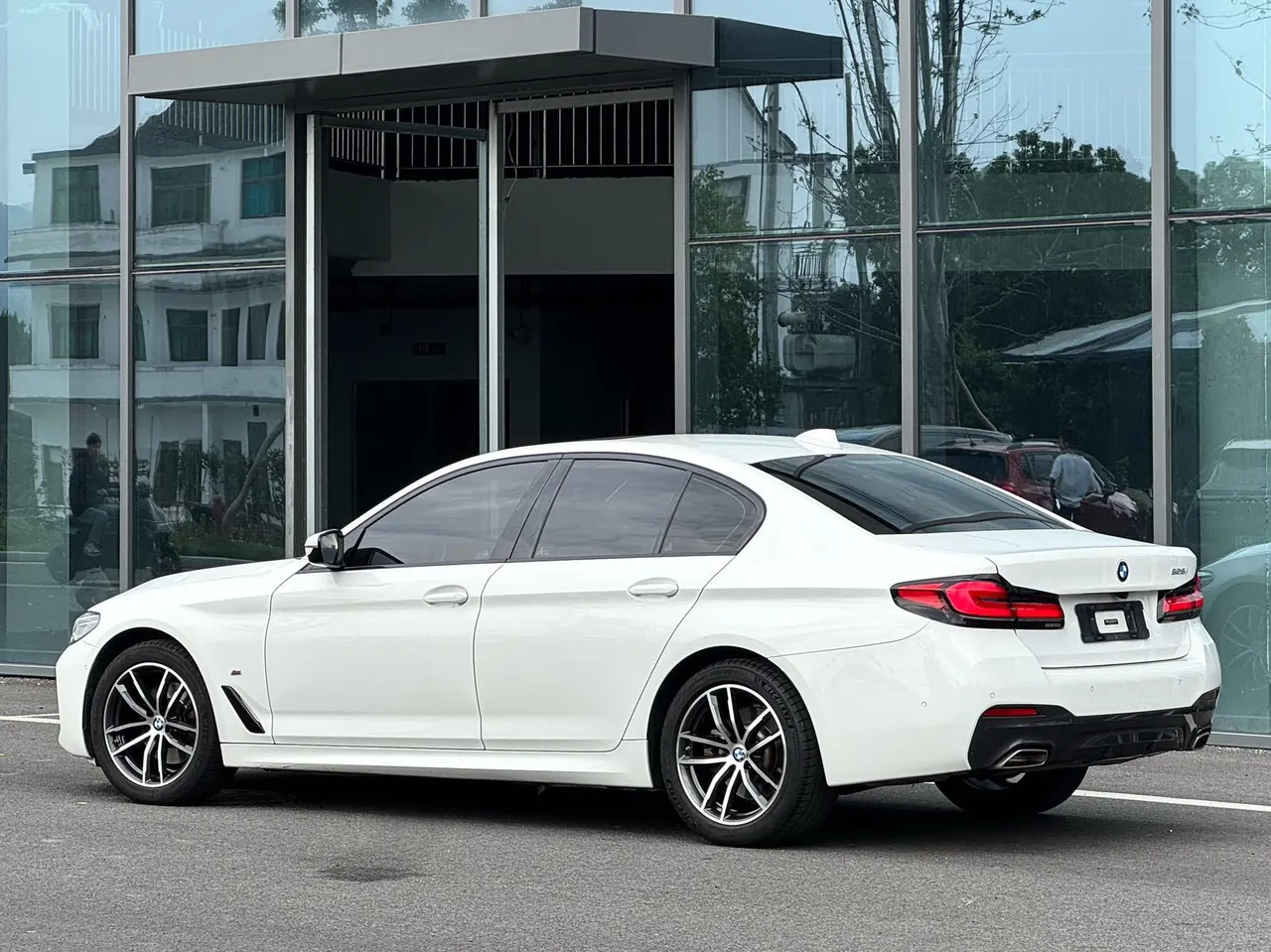 BMW 5 Series (Imported) 2021 525i 2.0T M Sports Suit Automatic Gear 4