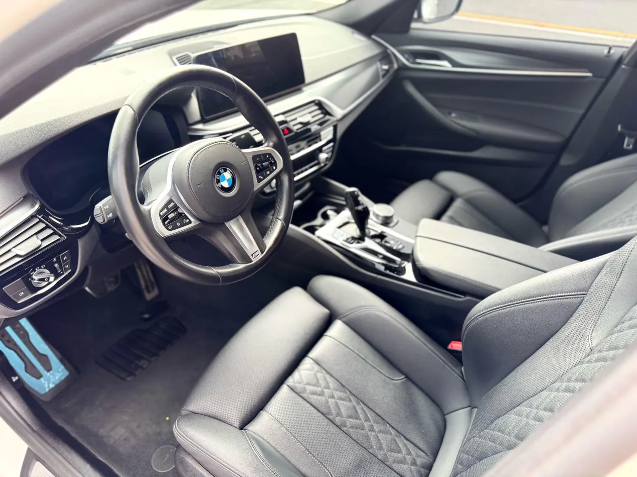 BMW 5 Series (Imported) 2021 525i 2.0T M Sports Suit Automatic Gear 9