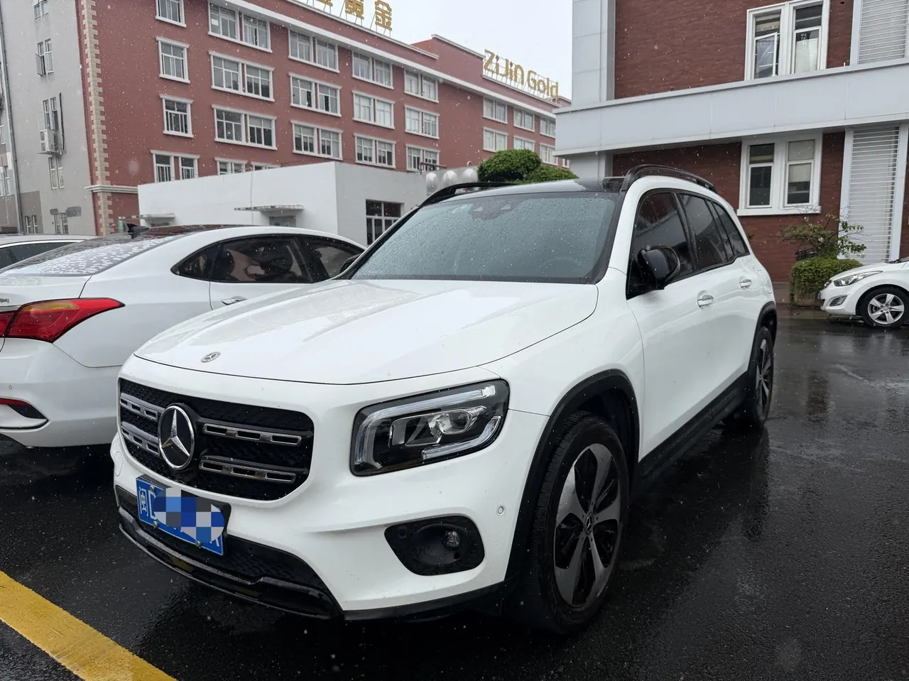 Mercedes Benz 2021 GLB 200 1.3T Fashion Automatic - View 1