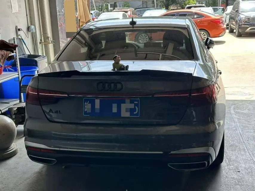 Audi 2020 A4L 2.0TFSI 40TFSI Deluxe Dynamic Automatic 3
