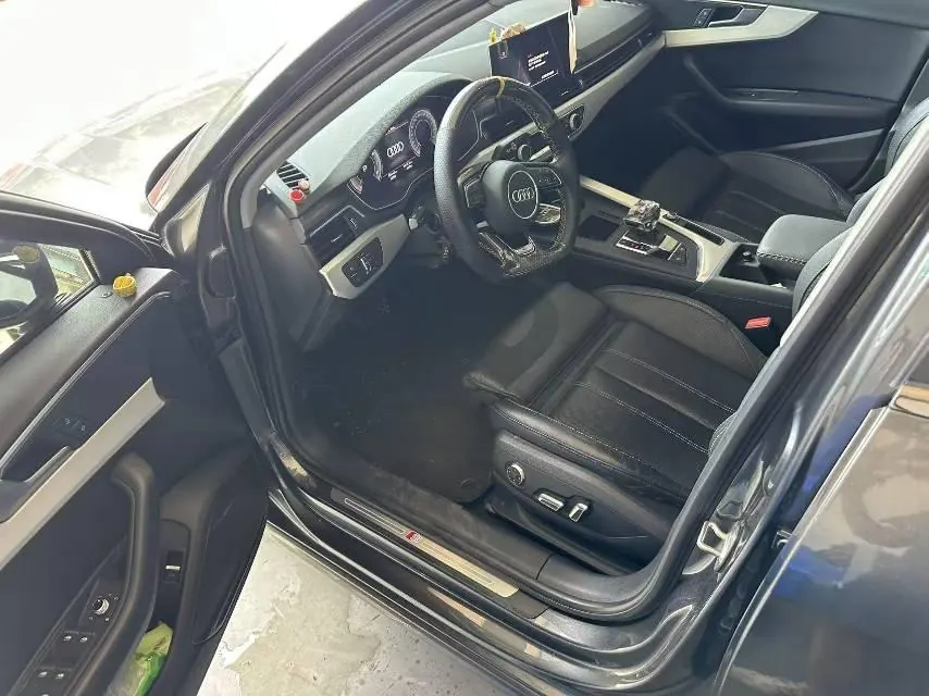 Audi 2020 A4L 2.0TFSI 40TFSI Deluxe Dynamic Automatic 4