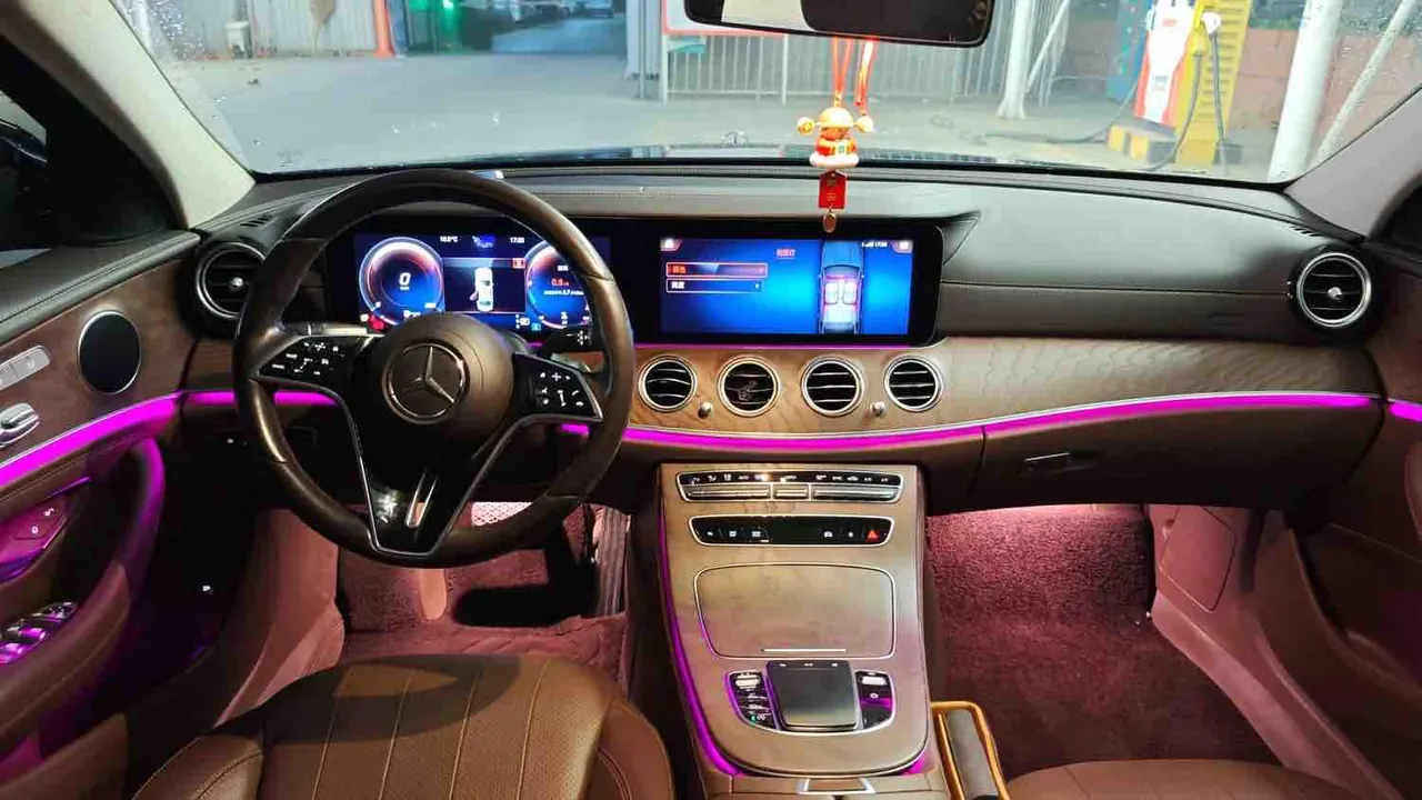 Mercedes Benz E Class 2022 E 300 L 2.0T Fashion (Change 2) Automatic Gear 4