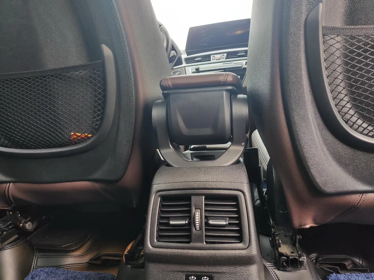 BMW 2020 X1 sDrive20Li 1.5T exclusive automatic gear 5