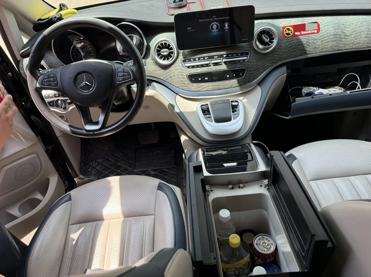 Mercedes Benz V 2020V 260 L 2.0T Deluxe Edition Automatic Gear 3