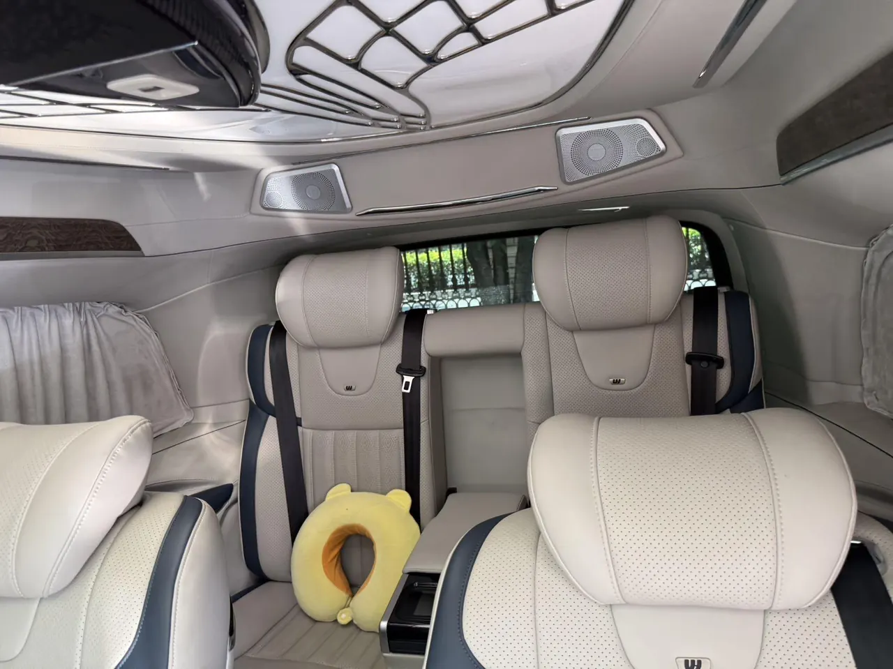 Mercedes Benz V 2020V 260 L 2.0T Deluxe Edition Automatic Gear 6