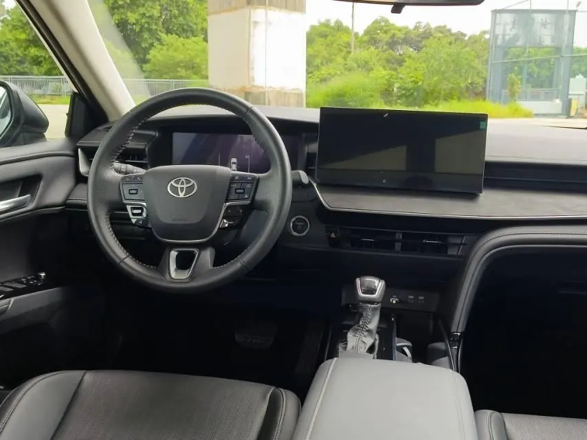 Toyota 2025 Camry Dual Engine 2.0HG Stepless Brilliant Edition Automatic Gear 7