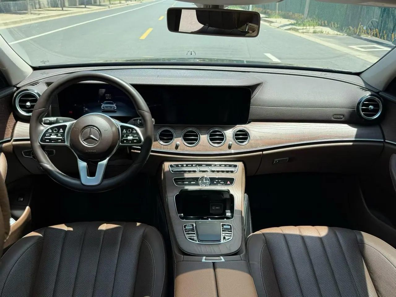 Mercedes Benz E-Class 2020 E 300 L 2.0T Special Edition (Modified) Automatic Gear 5