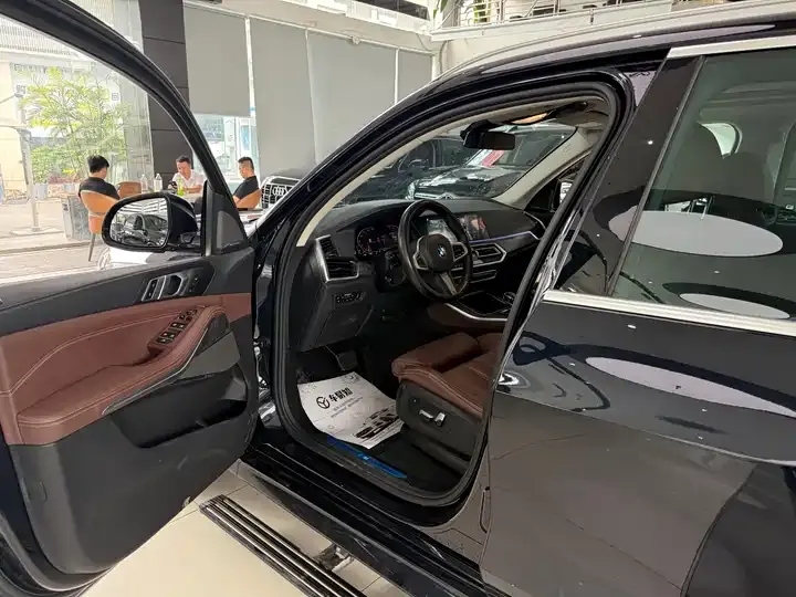 BMW X5 (Imported) 2021 xDrive40i M Sports Suit 4