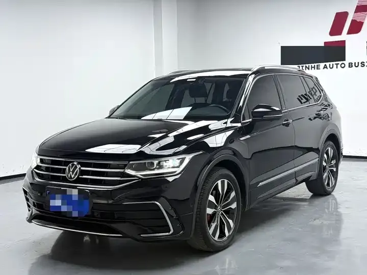Tiguan L 2023 330TSI Automatic Two-Drive R-Line Enjoy Edition - View 1