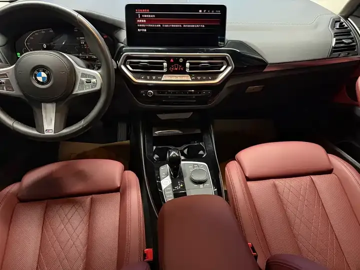 BMW X3 2022 Changed 2 xDrive30i Leading M Obsidian Night Suit 11