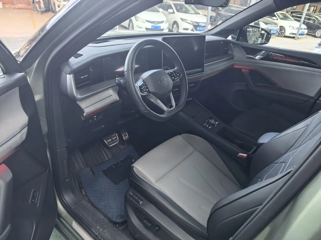 Volkswagen 2025 Tanyue L 2.0TSI 380TSI 4-wheel drive luxury Easy bag automatic gear 3