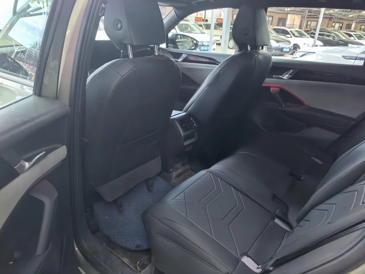 Volkswagen 2025 Tanyue L 2.0TSI 380TSI 4-wheel drive luxury Easy bag automatic gear 4