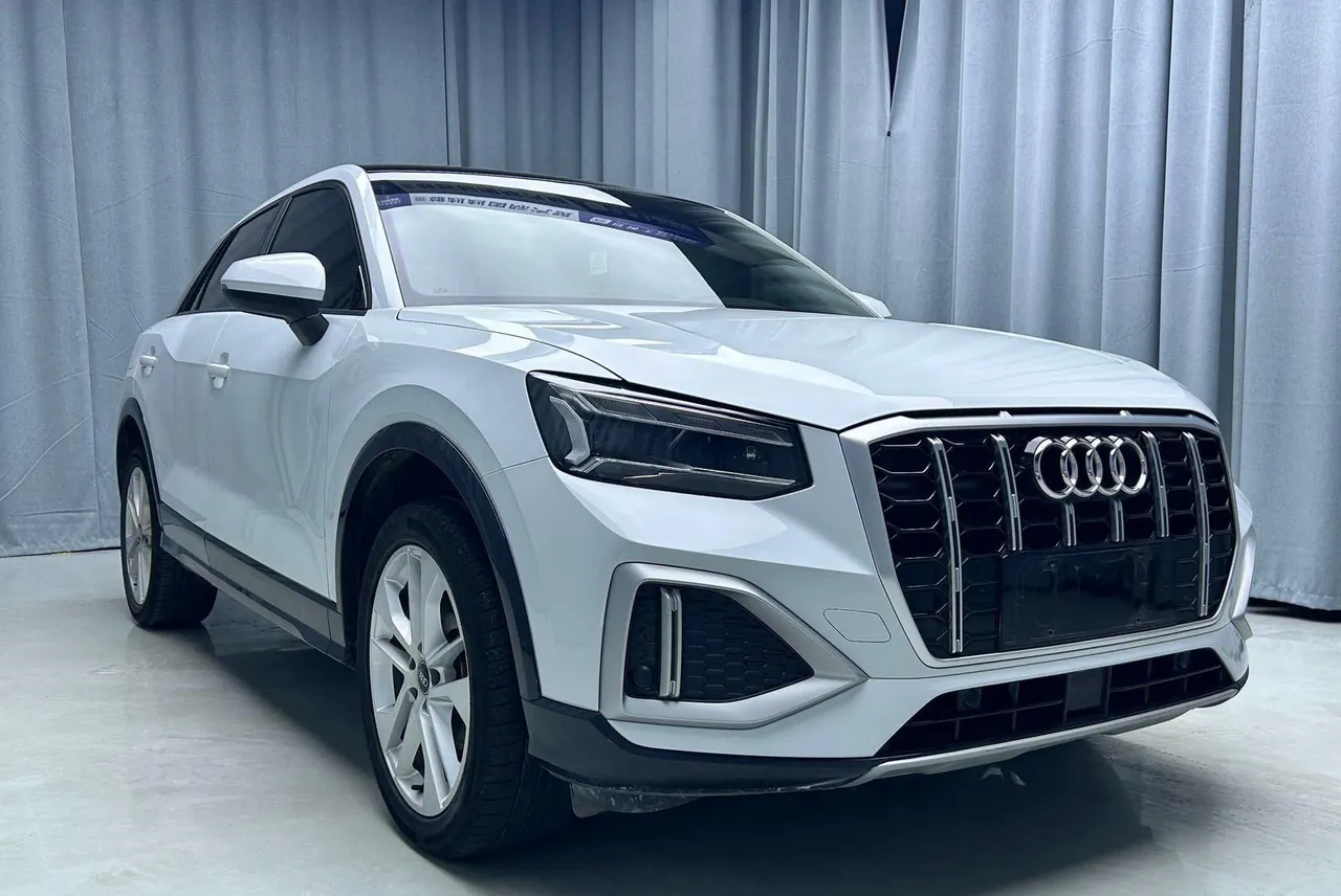 Audi 2021 Q2L 1.4TFSI 35TFSI Deluxe Elegant Automatic 3