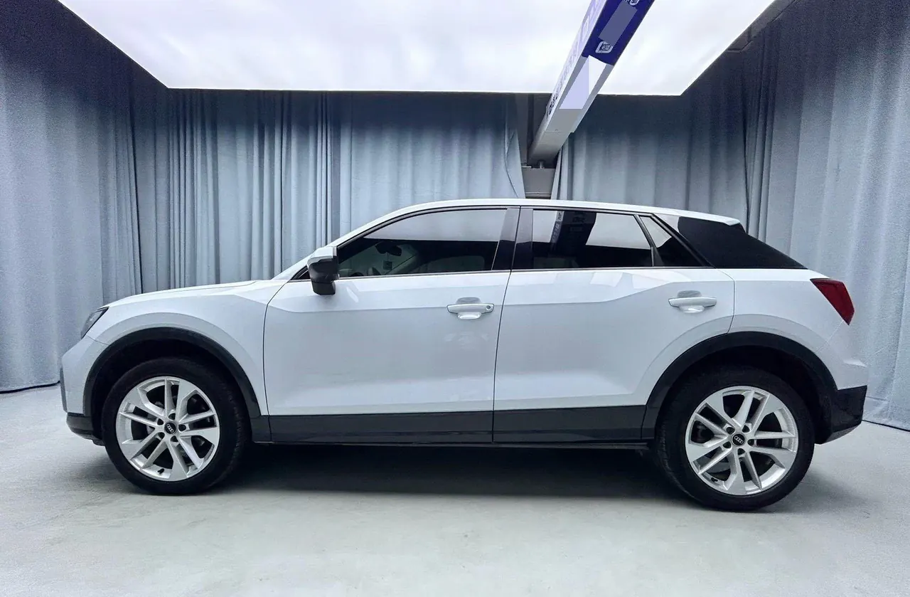 Audi 2021 Q2L 1.4TFSI 35TFSI Deluxe Elegant Automatic 4