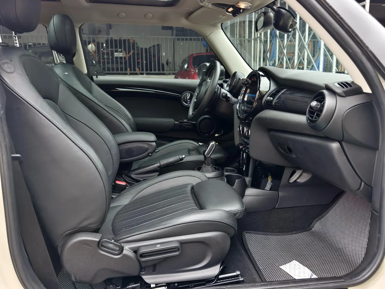 MINI Mini (imported) 2020 Mini Cooper S 2.0T classic automatic gear 7