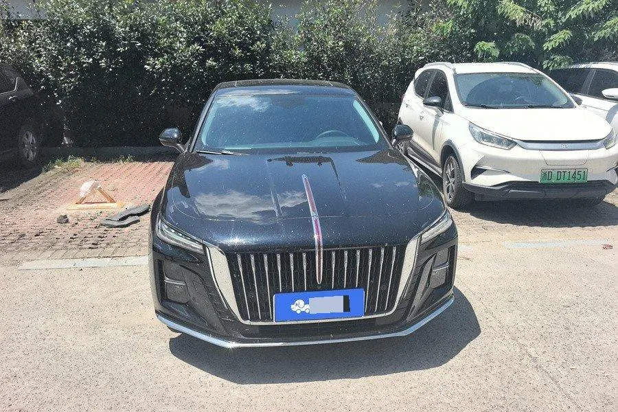 HongQi 2024 H5 2.0T Zhilian Qi Chang Edition Automatic Gear 2