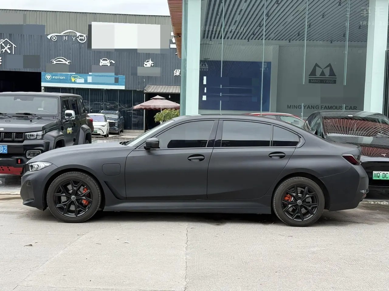BMW 2022 i3 eDrive 35L automatic gear 5