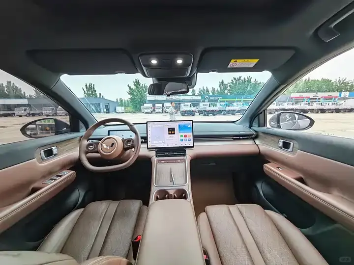 WuLing Starlight S 2024 130km Flagship 8