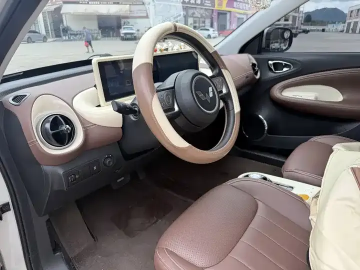 WuLing Plantronics 2024 333km Pleasant 3