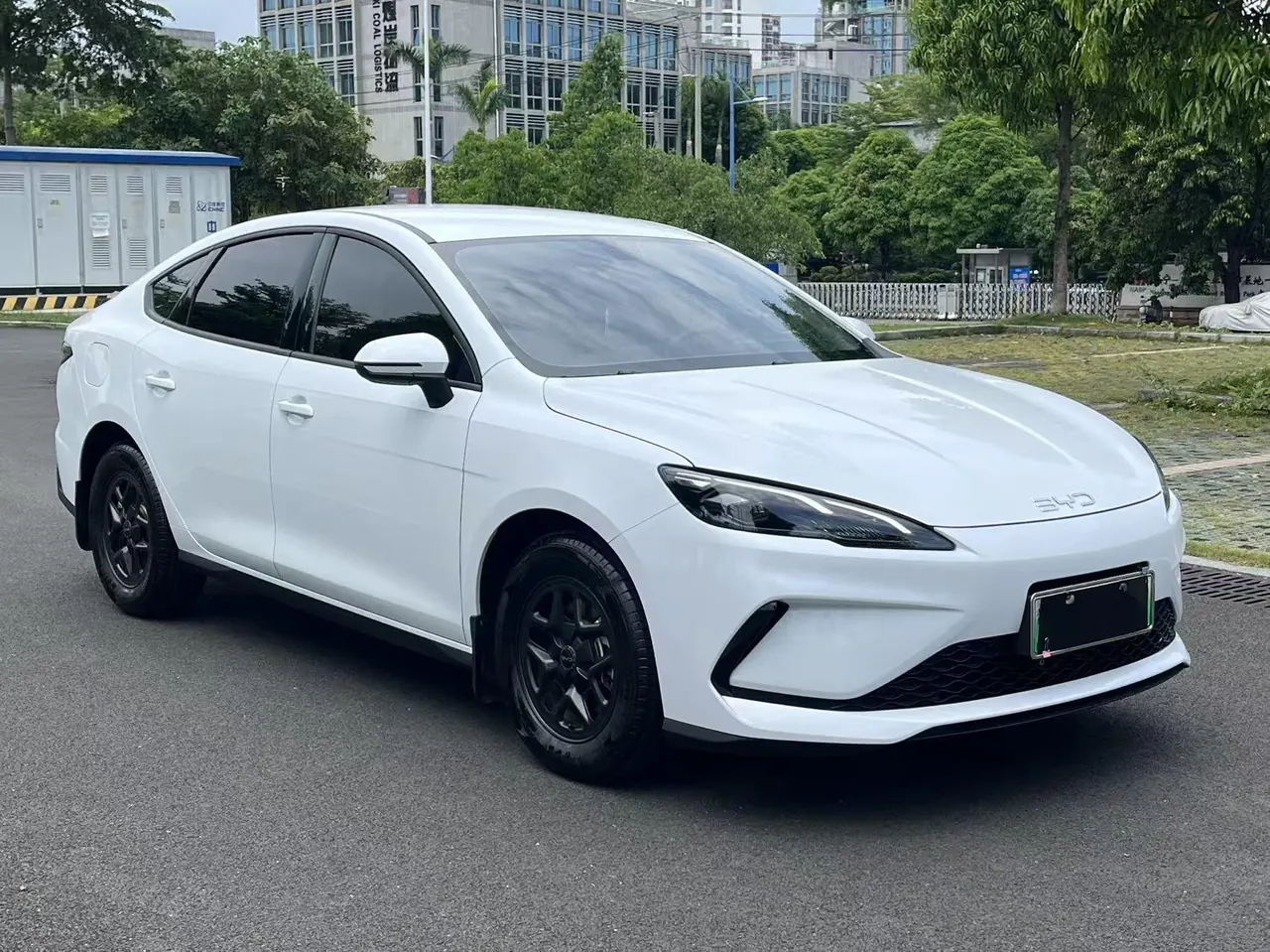BYD 2025 seals 05 DM-i 1.5 stepless smart driving version 55KM luxury automatic gear 2