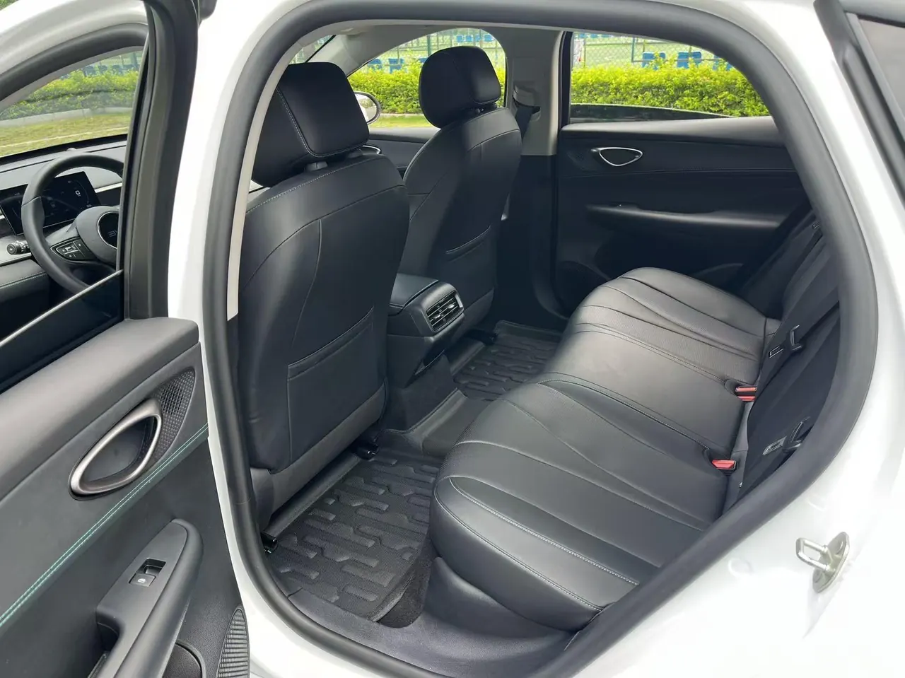 BYD 2025 seals 05 DM-i 1.5 stepless smart driving version 55KM luxury automatic gear 6