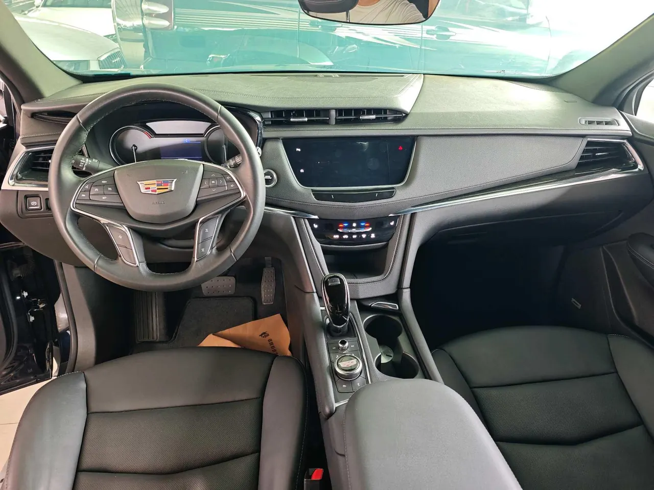 Cadillac 2020 XT5 2.0T 28T Luxury Automatic Gear 5