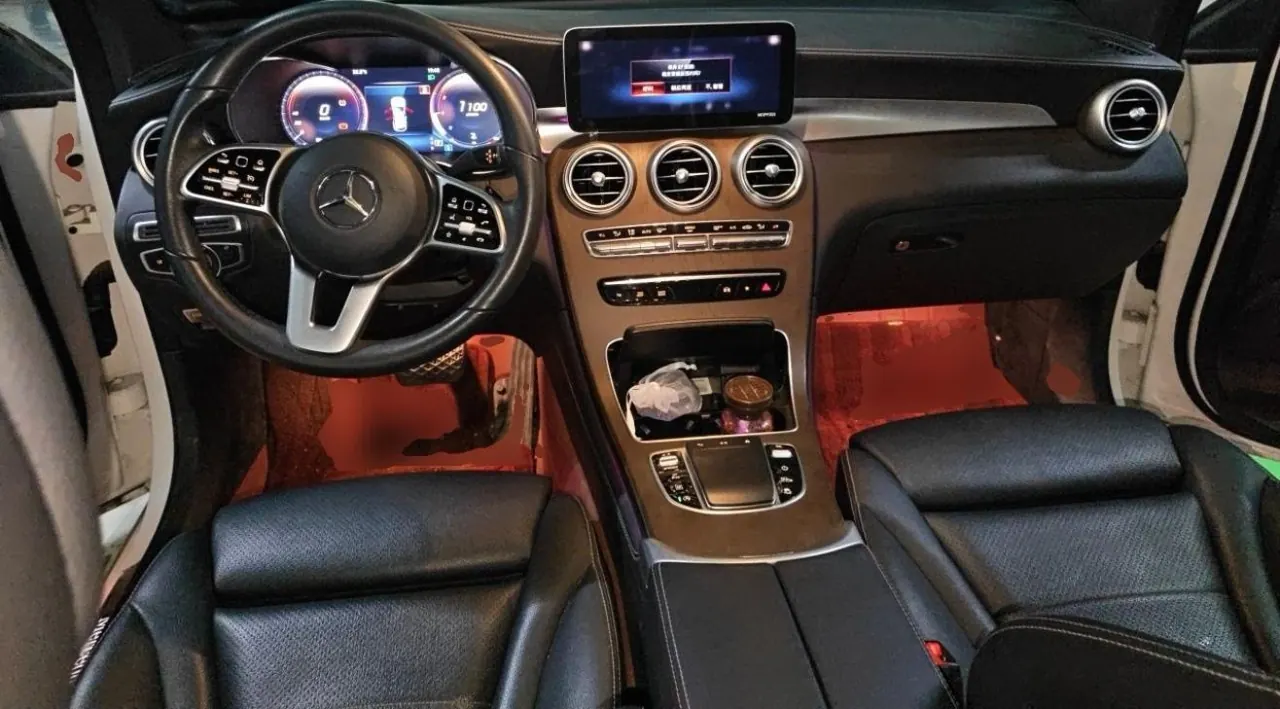 Mercedes Benz 2020 GLC 300 L 4MATIC 2.0T Dynamic (Modified) Automatic Gear 3