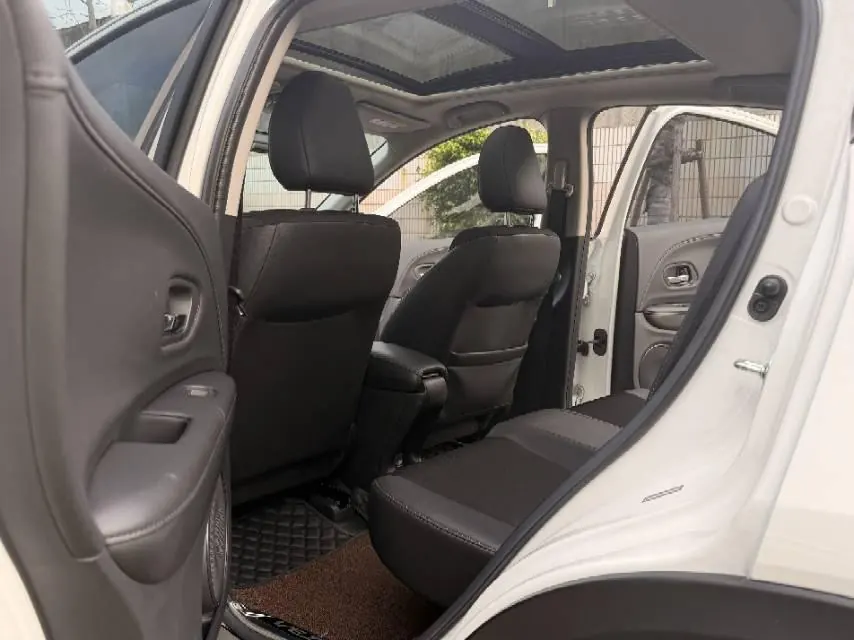 Honda 2020 Binzhi 1.5 stepless luxury automatic transmission 6