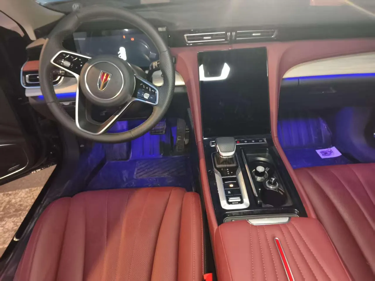 HongQi 2025 H5 PHEV 1.5T 170 Super Hybrid Automatic Gear 3