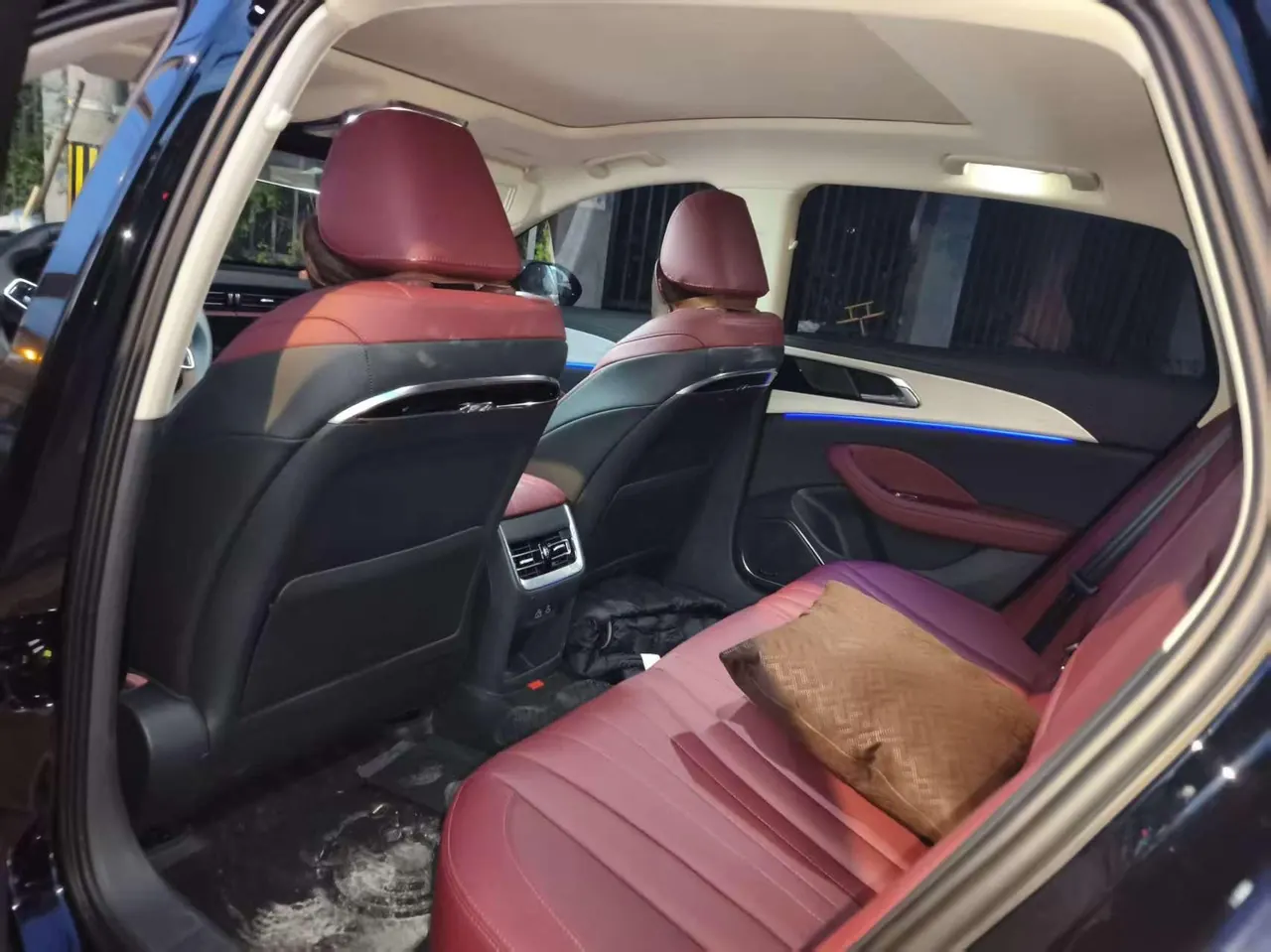 HongQi 2025 H5 PHEV 1.5T 170 Super Hybrid Automatic Gear 4
