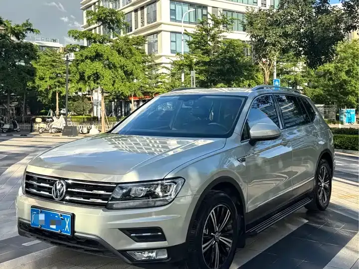 Tiguan L 2020 330TSI Automatic Two-Drive Panoramic Comfort Edition VI 3