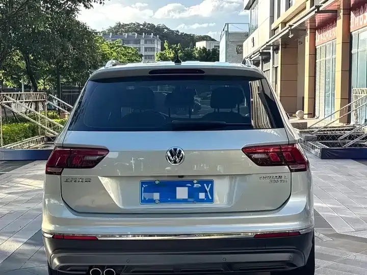Tiguan L 2020 330TSI Automatic Two-Drive Panoramic Comfort Edition VI 7