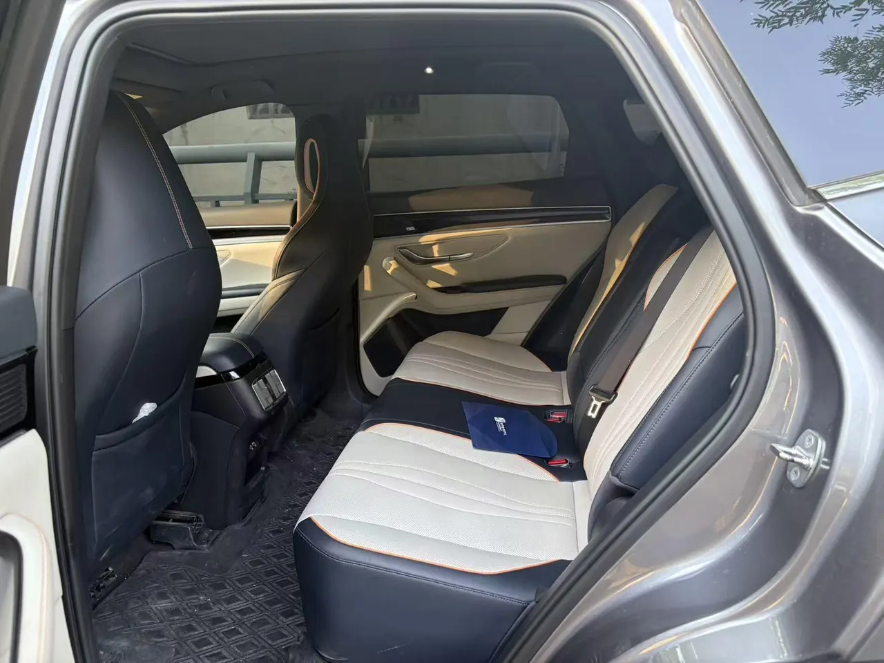 BYD Song PLUS New Energy 2021 Song PLUS DM-i 1.5 Stepless 110KM Flagship PLUS Automatic Gear 3