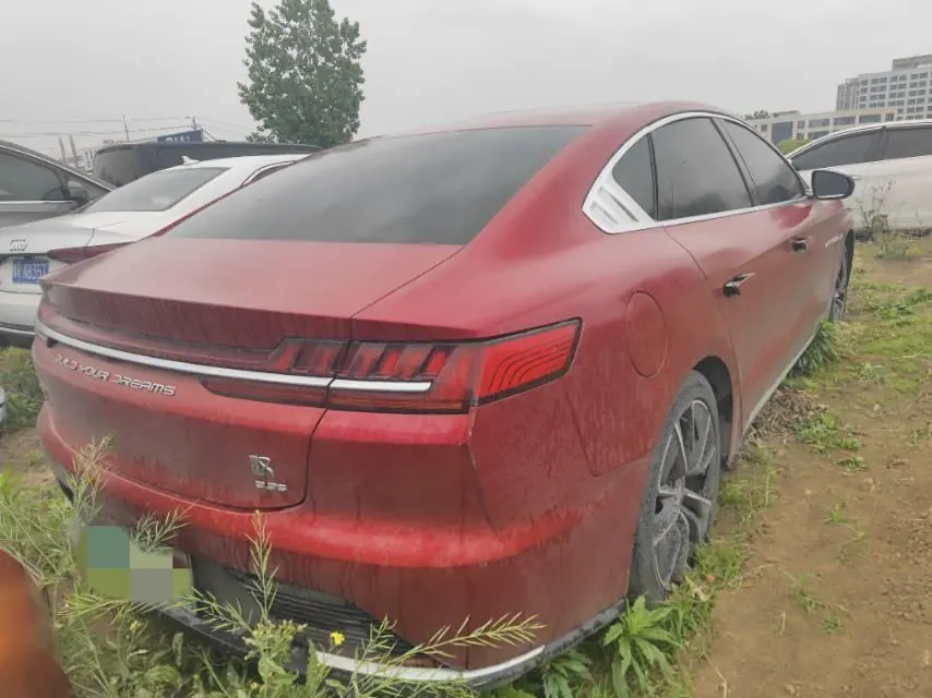 BYD 2020 Han four-wheel drive high-performance flagship automatic gear 3