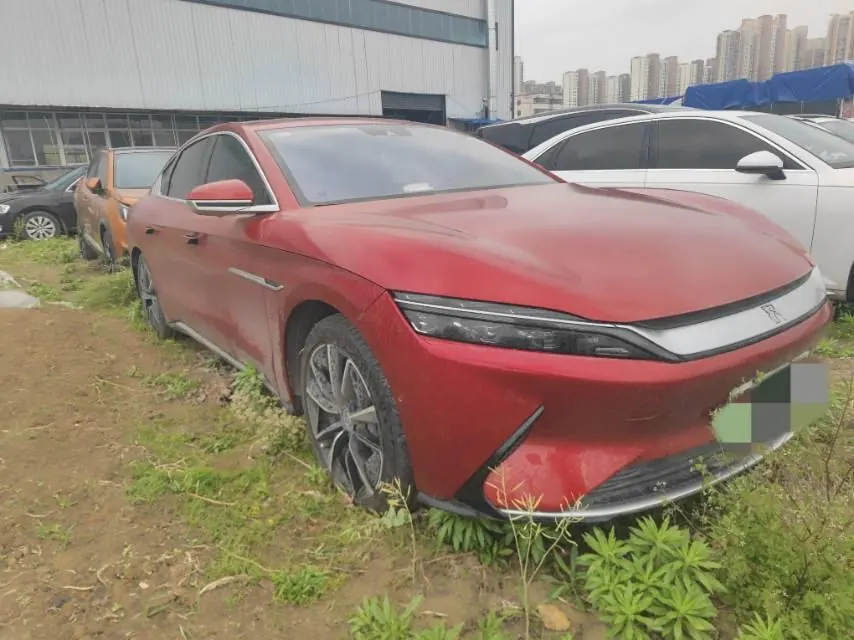 BYD 2020 Han four-wheel drive high-performance flagship automatic gear 4
