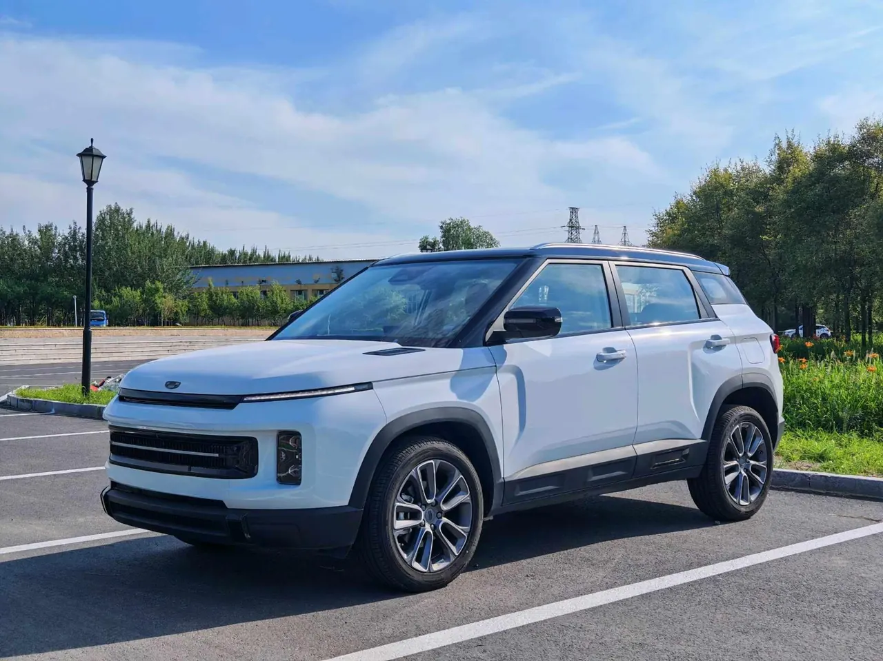 Geely 2026 model Icon 1.5TD Chocolate Elegant Edition, automatic transmission - View 1