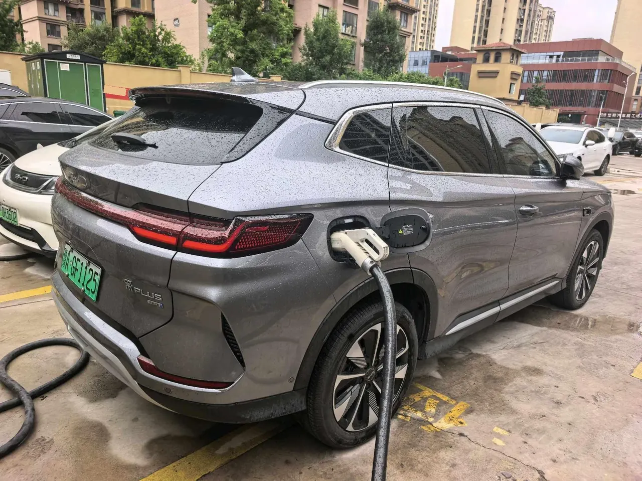 BYD Song PLUS New Energy 2025 Song PLUS DM-i 1.5 Stepless Smart Driving Edition 112KM Honorable Automatic Gear 8