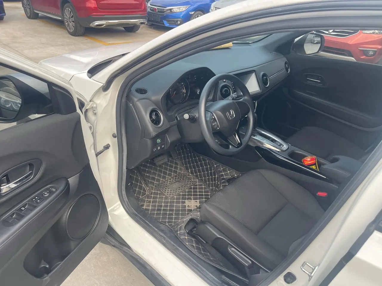 Honda 2020 XR-V 1.5T Stepless 220TURBO Comfort Edition Automatic Gear 4