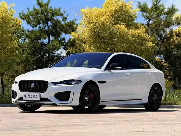 Open image lightbox: Jaguar XEL 2025 2.0T 250PS R-DYNAMIC 90th Anniversary Collection Edition