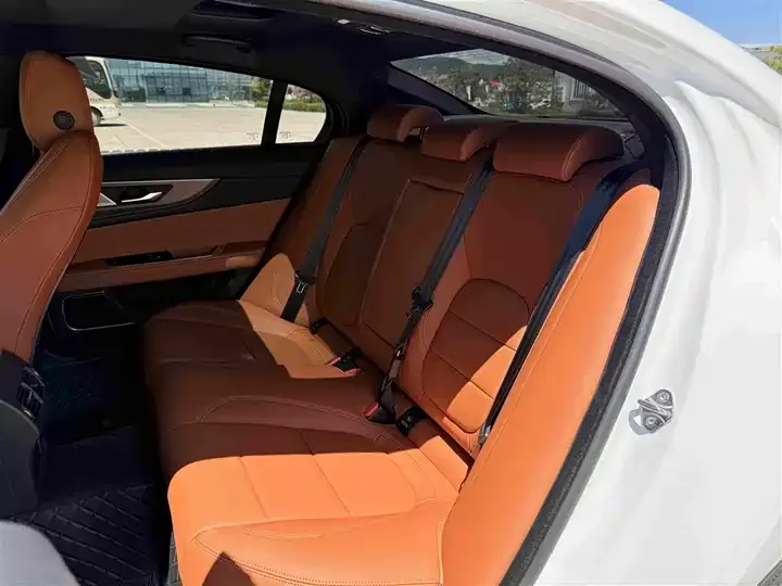 Jaguar XEL 2025 2.0T 250PS R-DYNAMIC 90th Anniversary Collection Edition 12