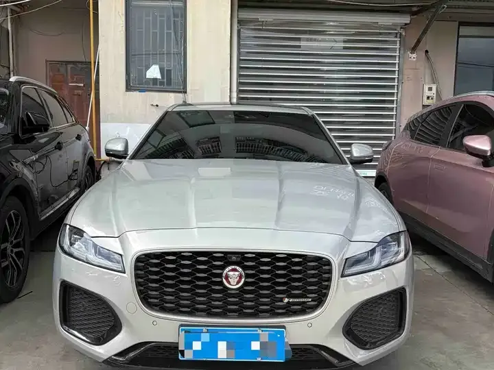 Jaguar XFL 2023 XFL 2.0T P 12500.00g Drive Elite Sports Edition 2