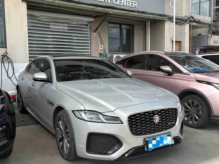 Jaguar XFL 2023 XFL 2.0T P 12500.00g Drive Elite Sports Edition 3