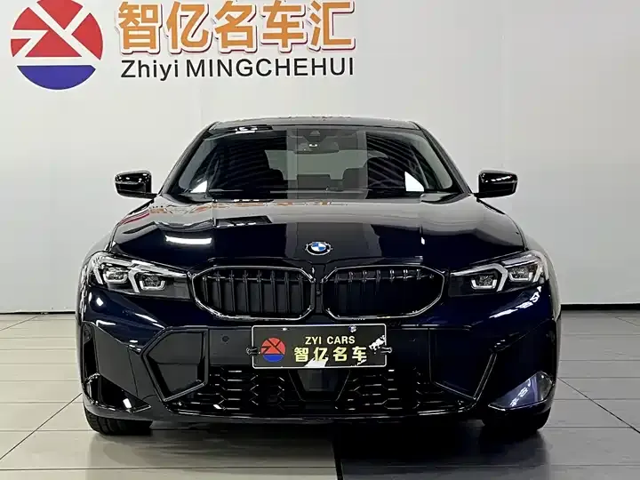 BMW 3 Series 2025 330Li M Sports Obsidian Night Suit 2