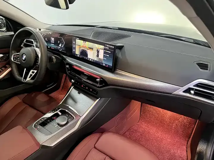 BMW 3 Series 2025 330Li M Sports Obsidian Night Suit 8