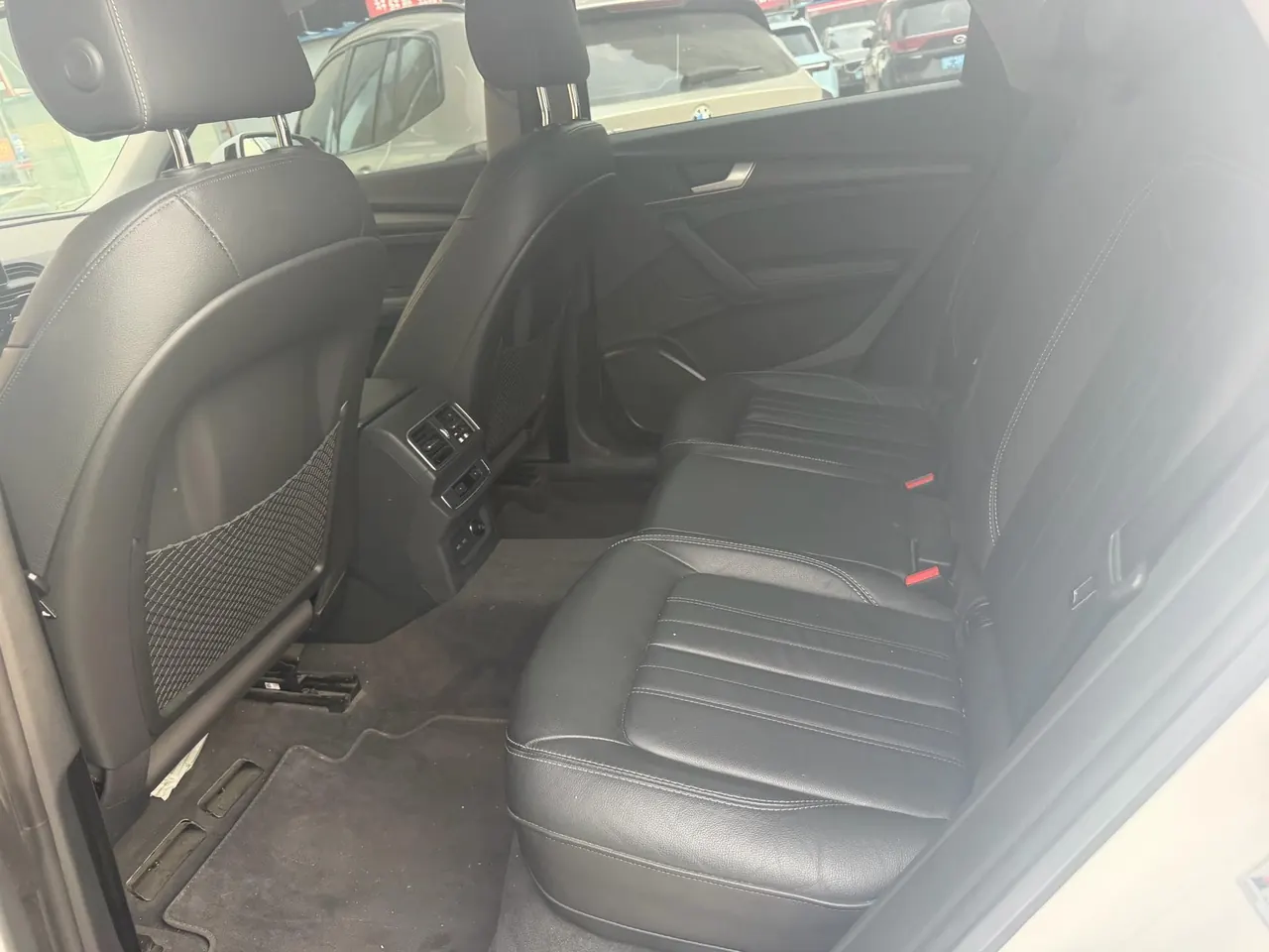 Audi 2020 Q5L 2.0TFSI 45TFSI exclusive sports automatic 3